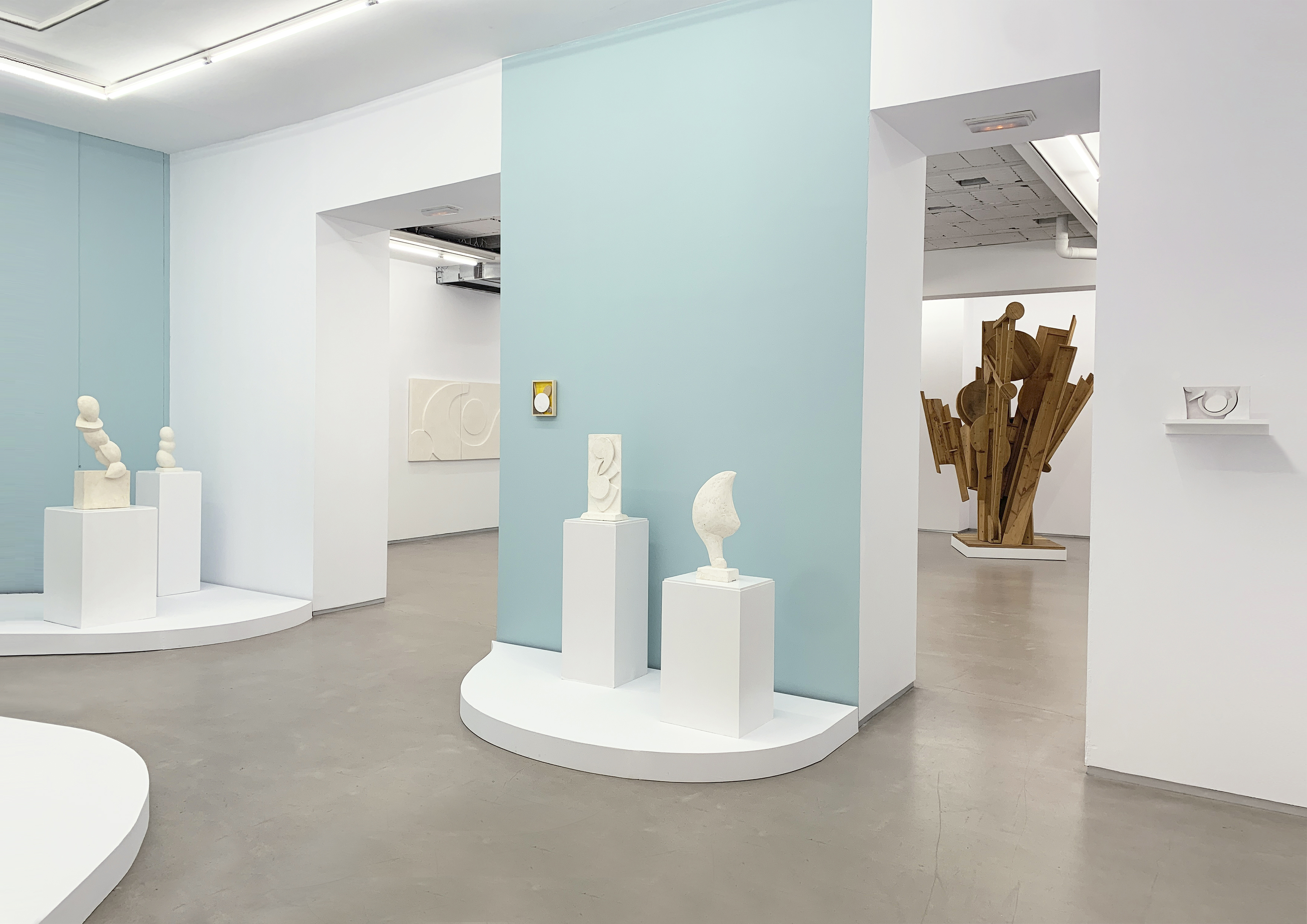 Parra & Romero, exhibition: Sculptures (fig. 1)
