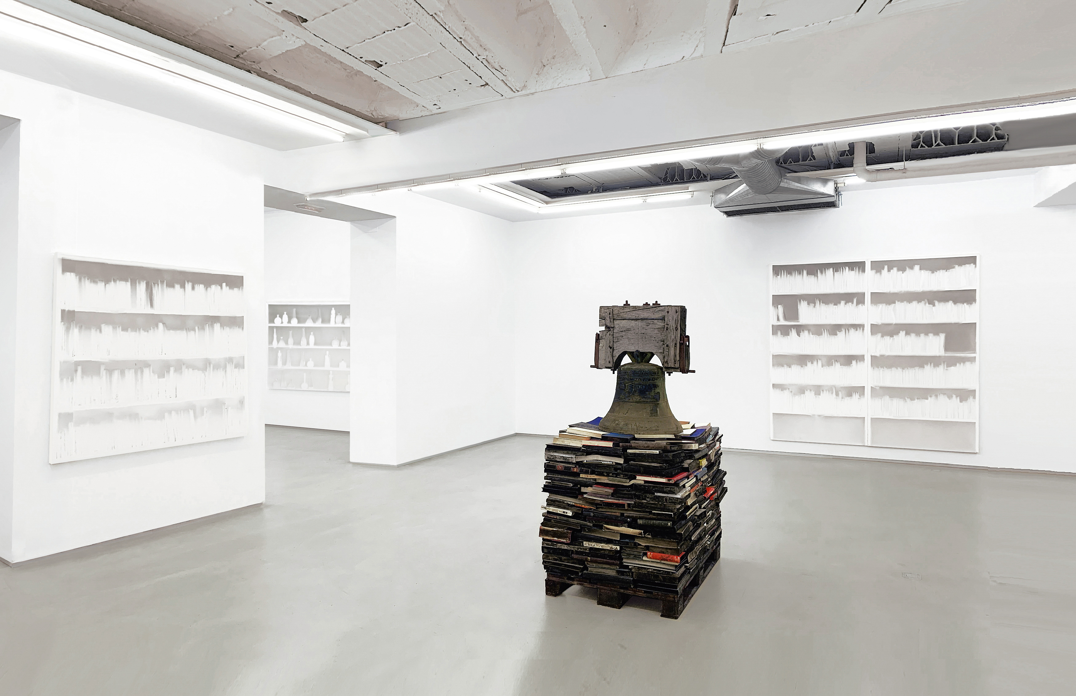 Parra & Romero, exhibition: Claudio Parmiggiani (fig. 10)