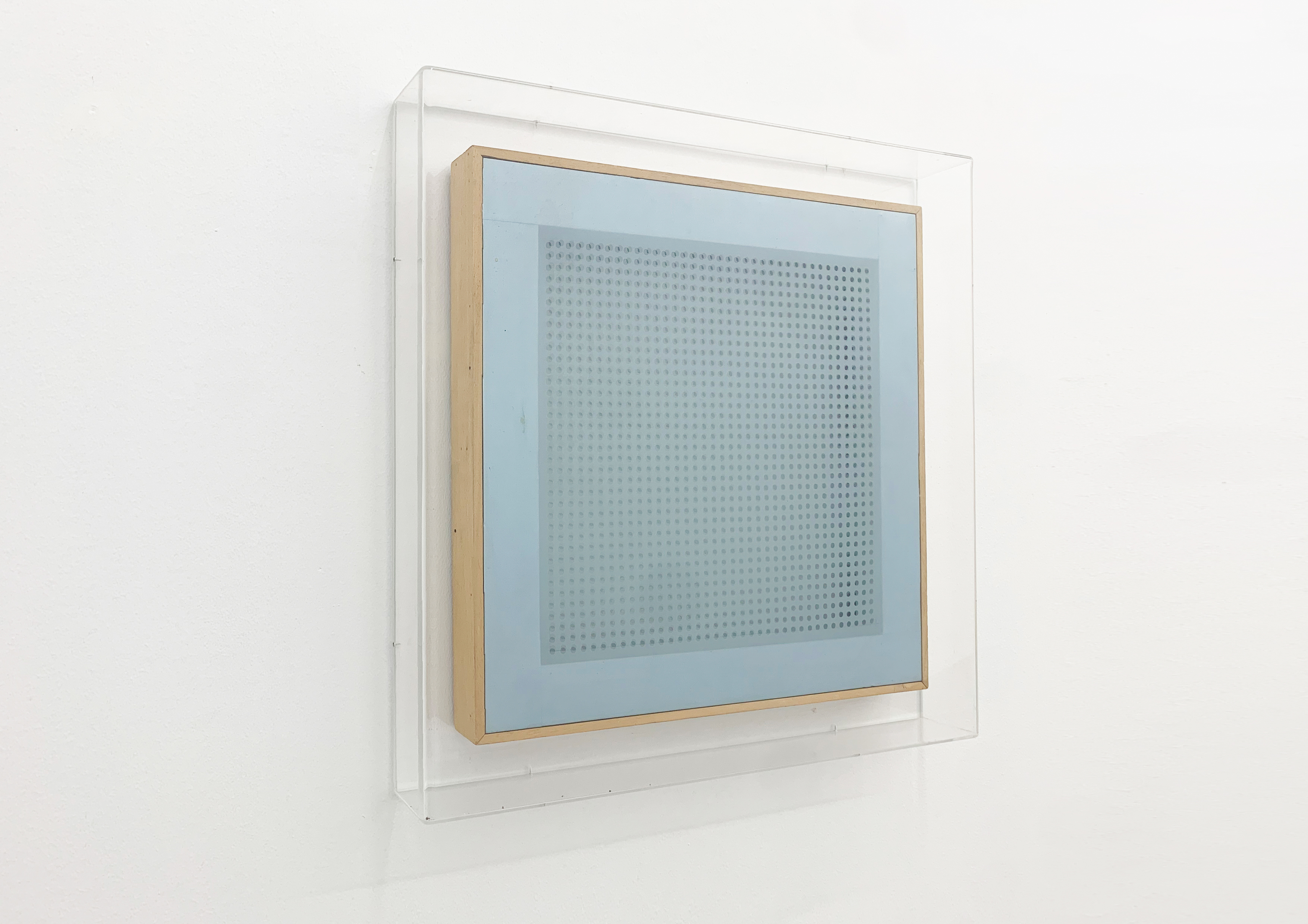 Parra & Romero, exhibition: Dadamaino: 1930-2004. Dal movimiento alla proteste mute (fig. 9)