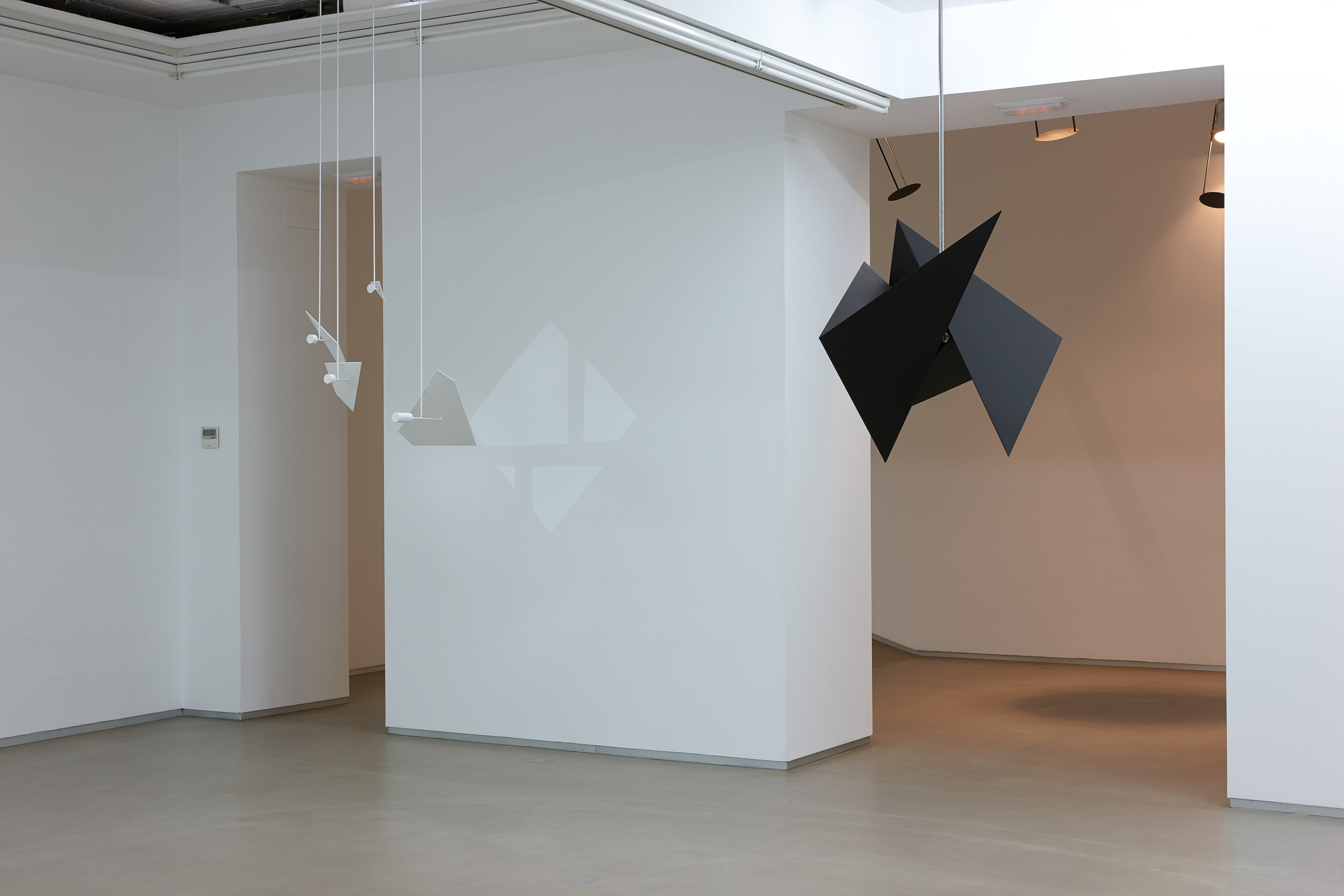 Parra & Romero, exhibition: Geometric exercises (fig. 7)