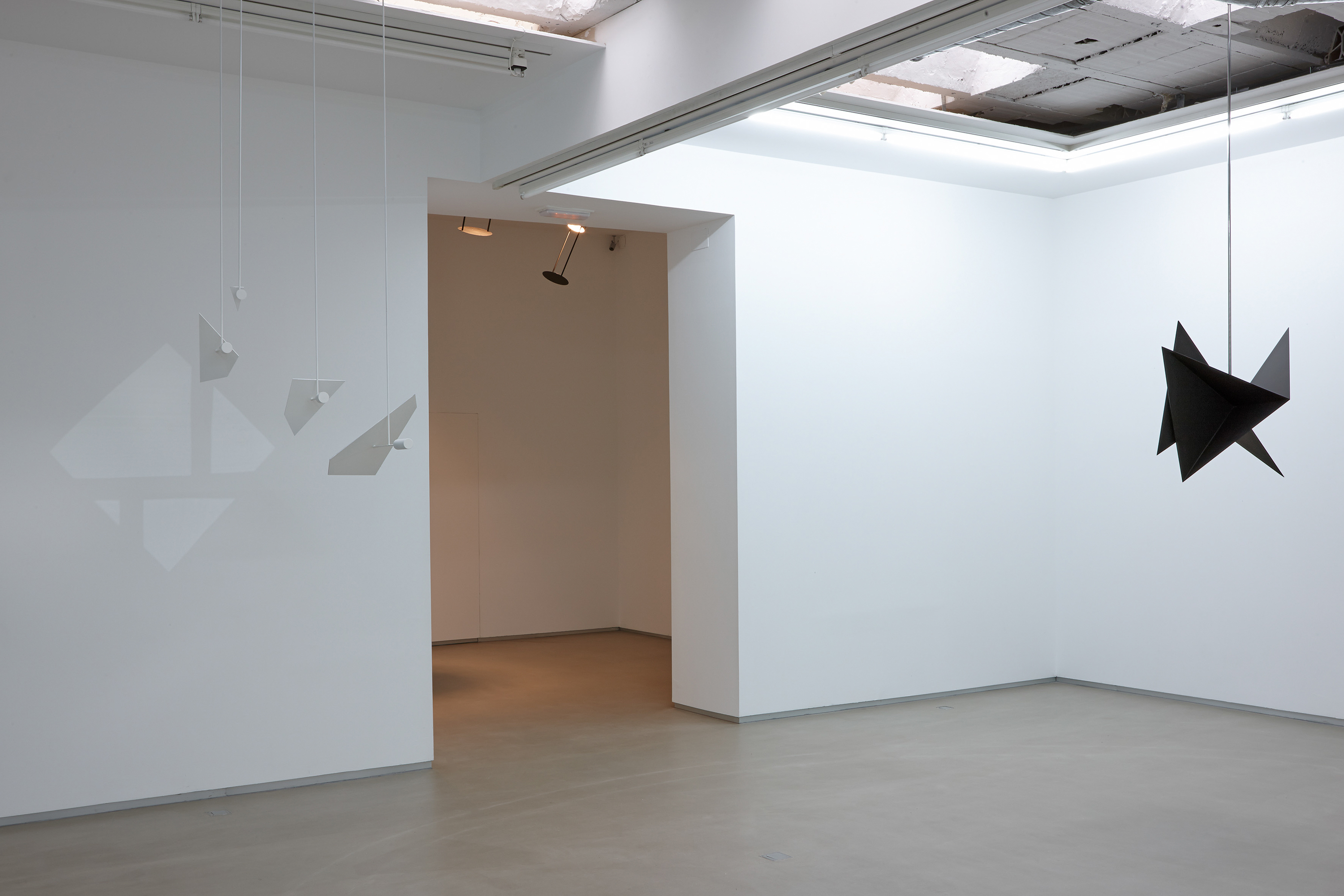 Parra & Romero, exhibition: Geometric exercises (fig. 5)