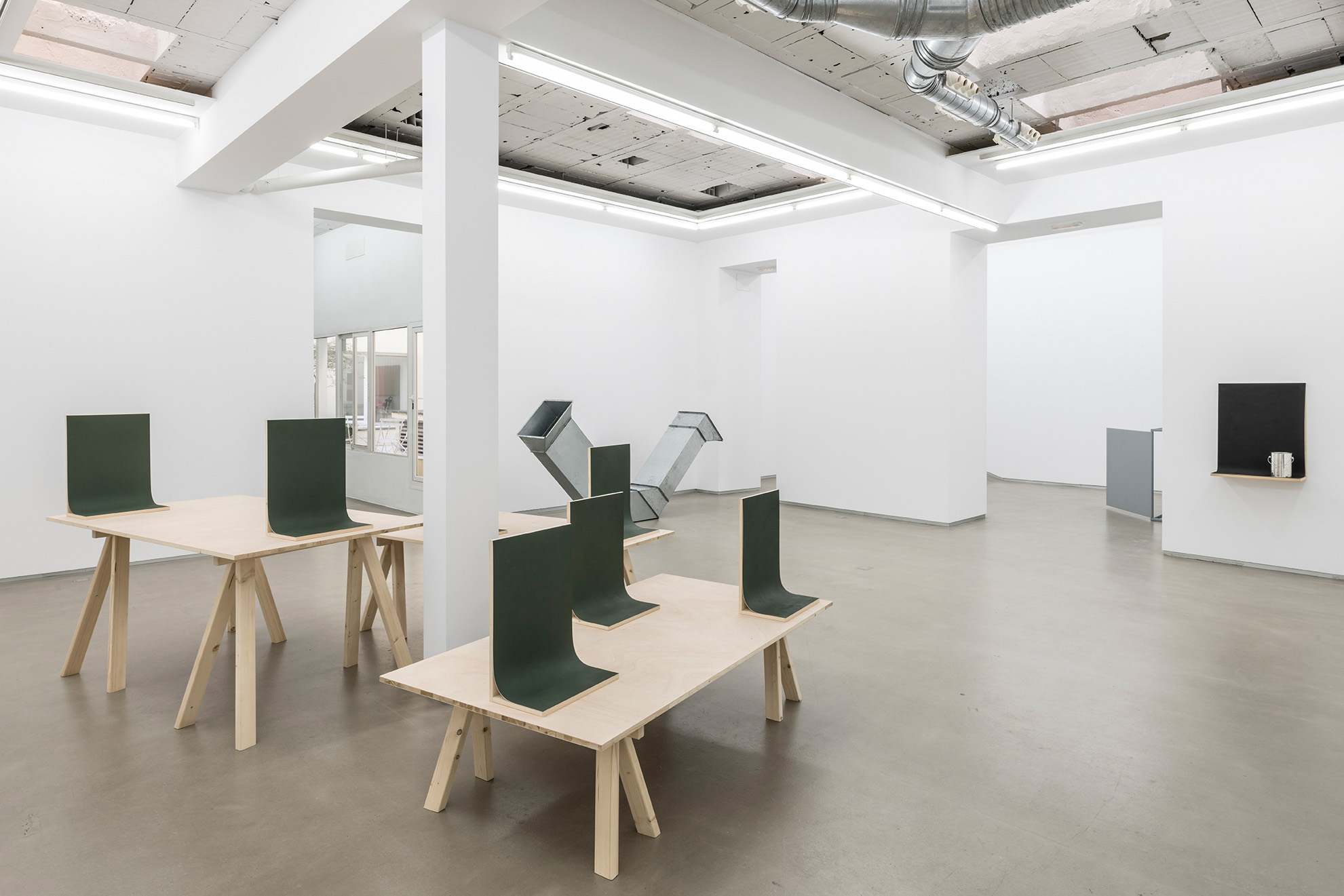 Parra & Romero, exhibition: Unfinished Installation (fig. 25)