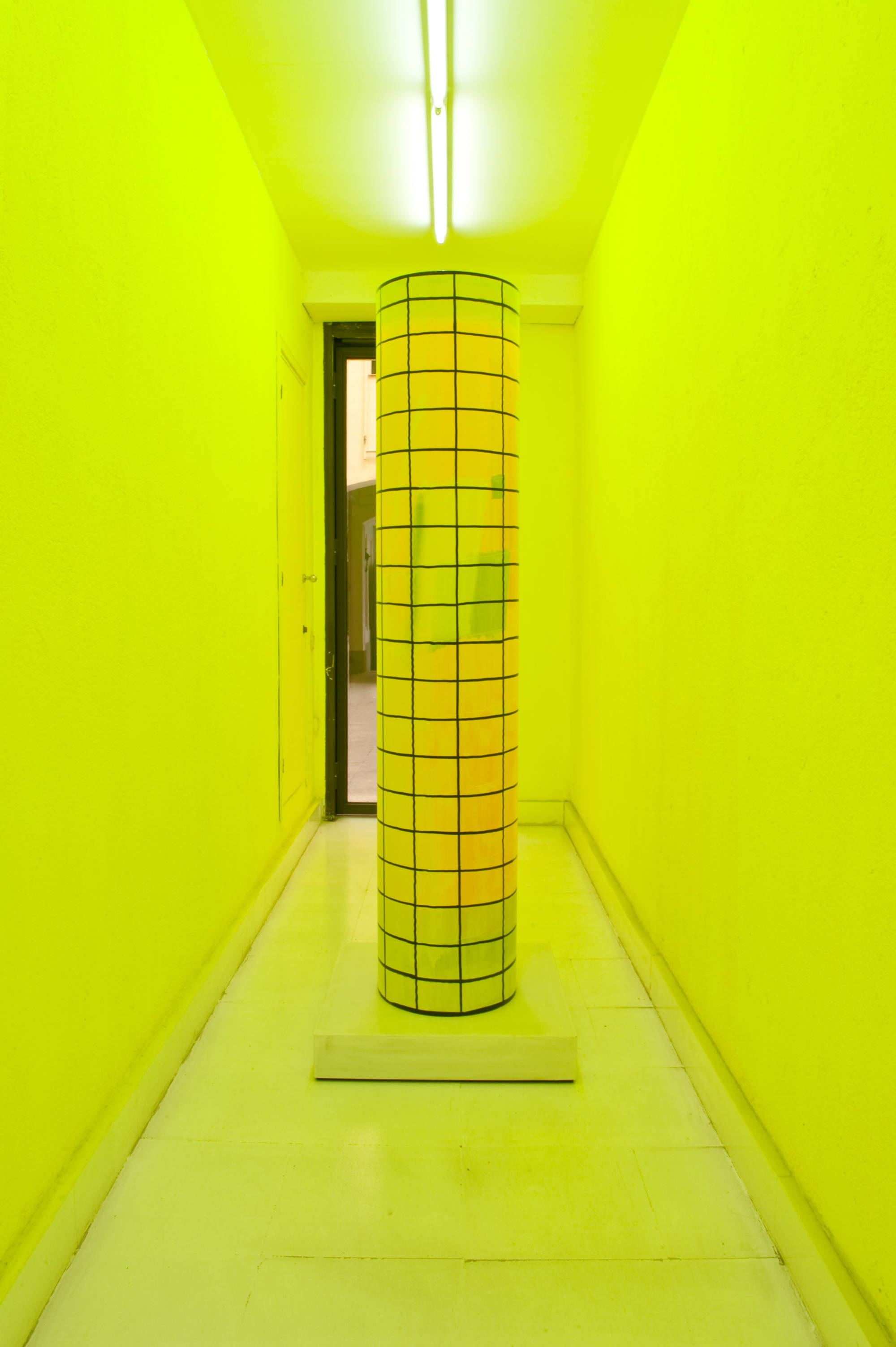 Parra & Romero, exhibition: 15.92 x 16 (fig. 35)