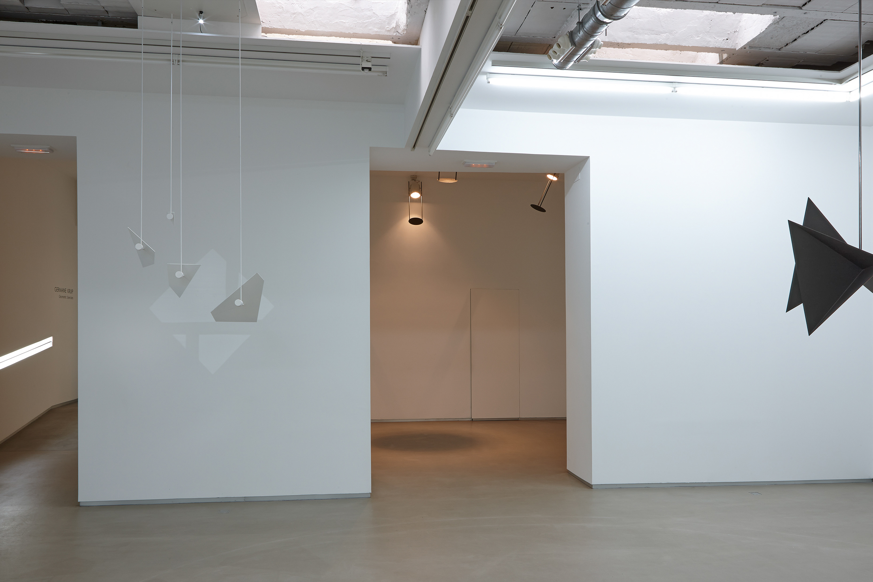 Parra & Romero, exhibition: Geometric exercises (fig. 2)
