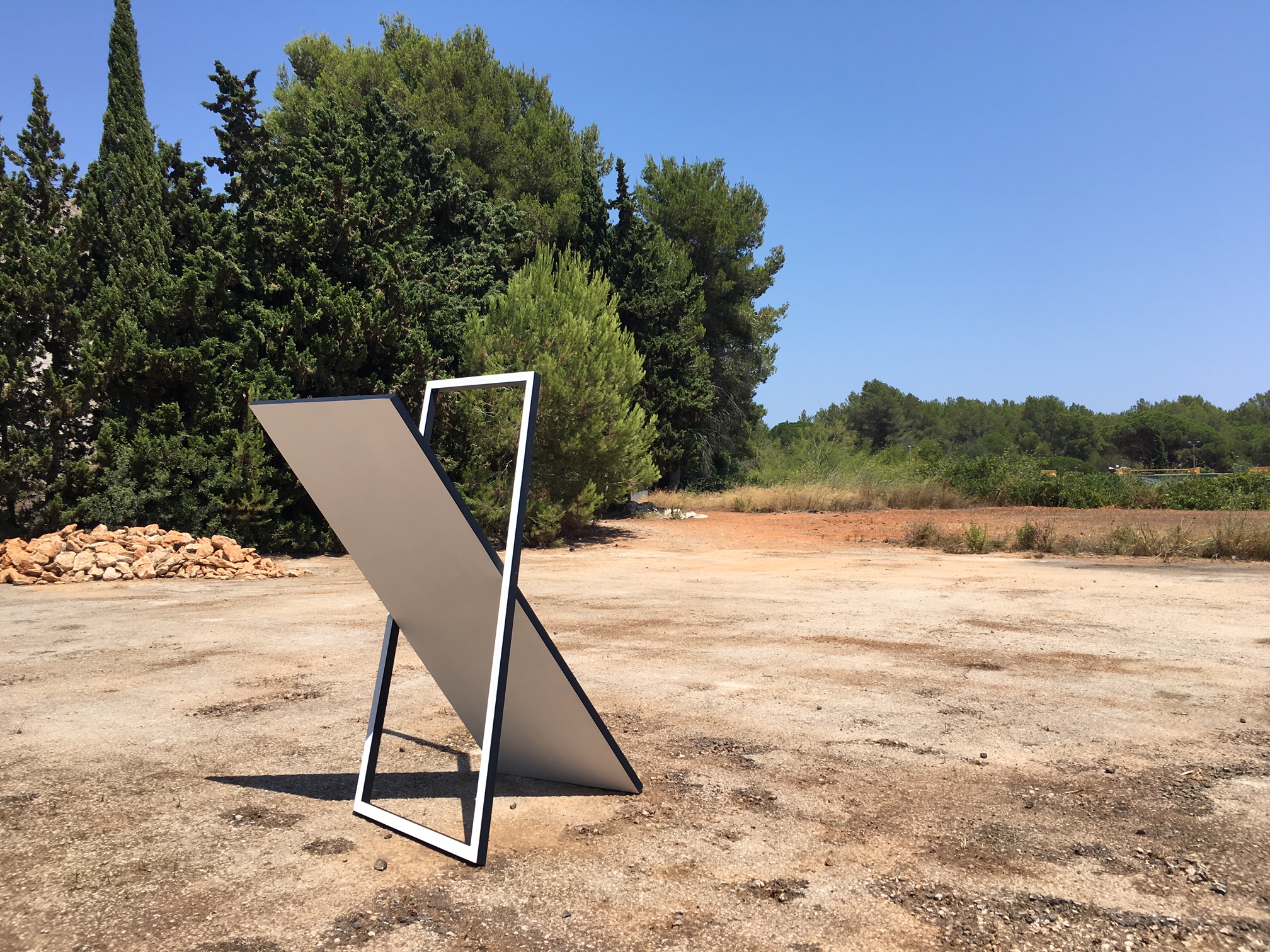 Parra & Romero, exhibition: OUTDOOR SCULPTURE PROJECT (fig. 1)