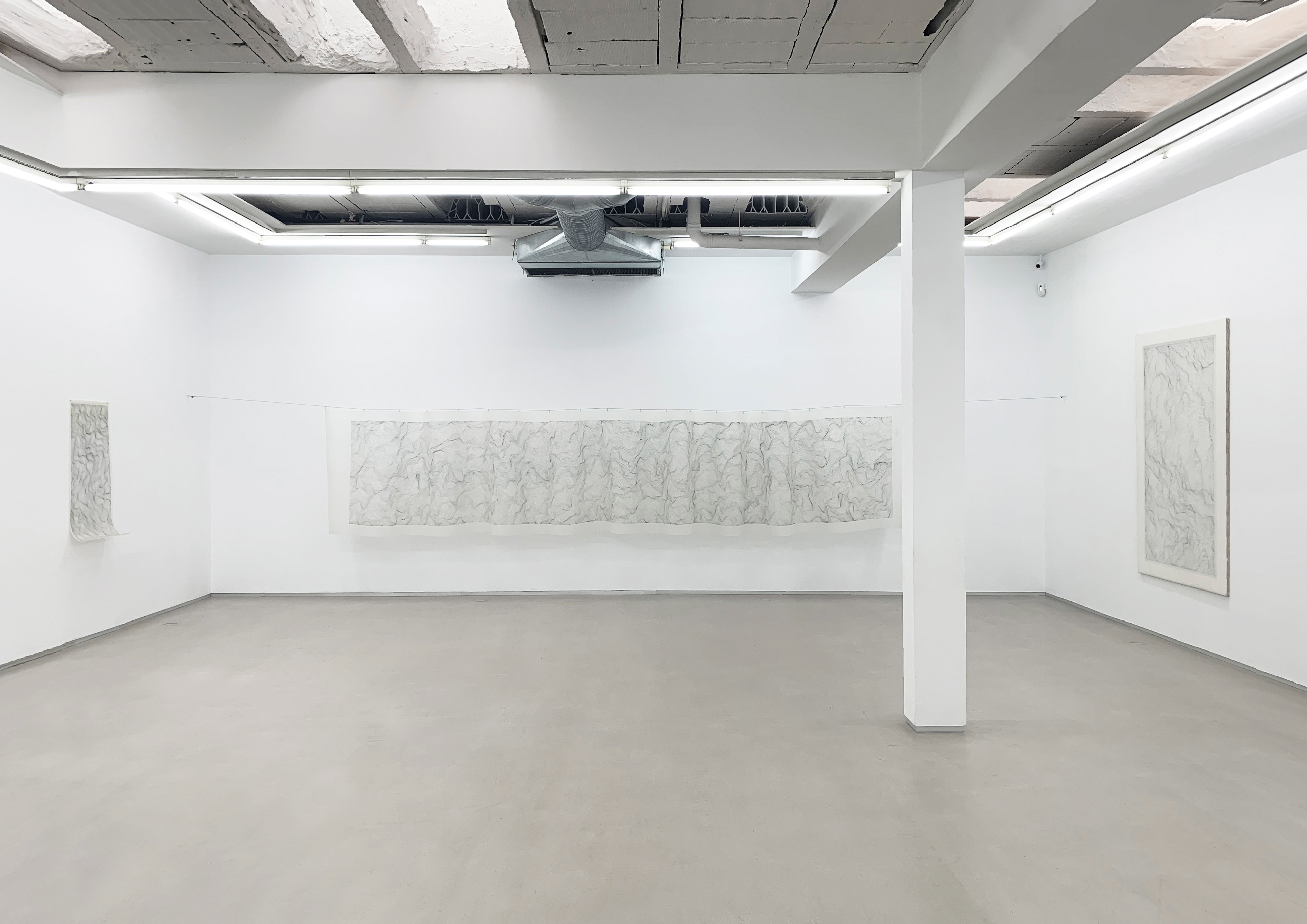 Parra & Romero, exhibition: Dadamaino: 1930-2004. Dal movimiento alla proteste mute (fig. 19)