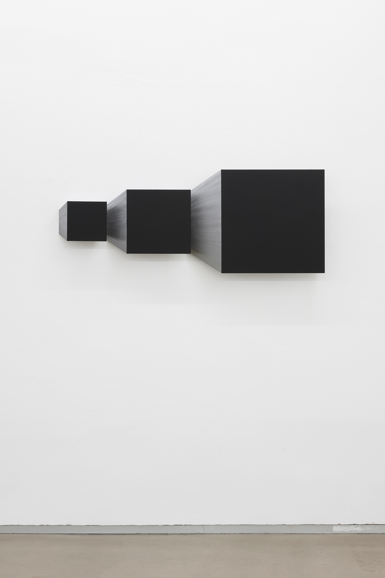 Parra & Romero, exhibition: MODO. To Found, to Cut, to Stack, to Fold and Other Possible Solutions to Alter a Form (fig. 31)