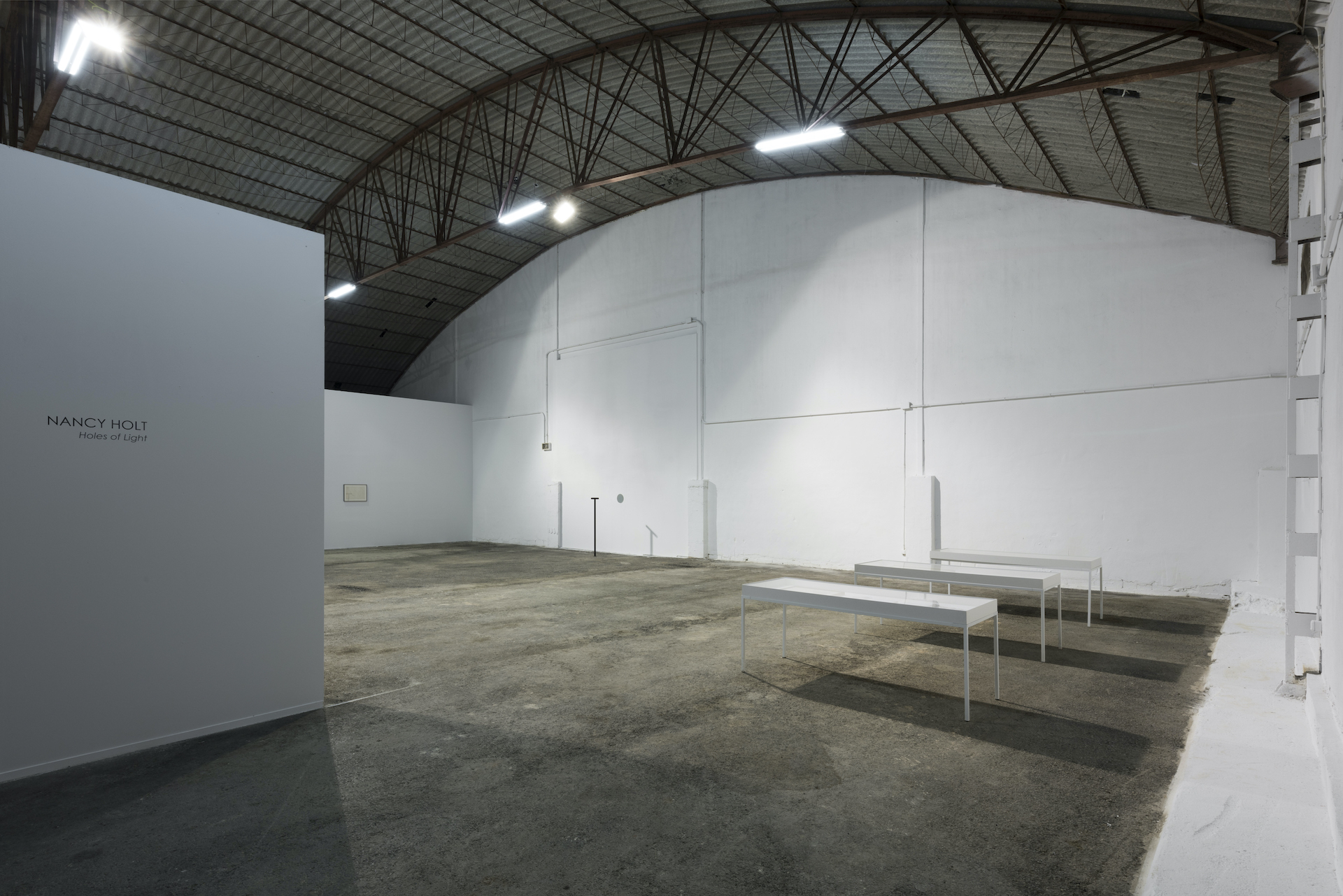 Parra & Romero, exhibition: Holes of Light (fig. 1)