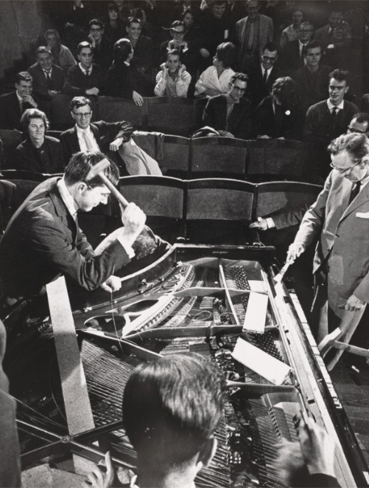 Parra & Romero, exhibition: Music Shattered (fig. 14)