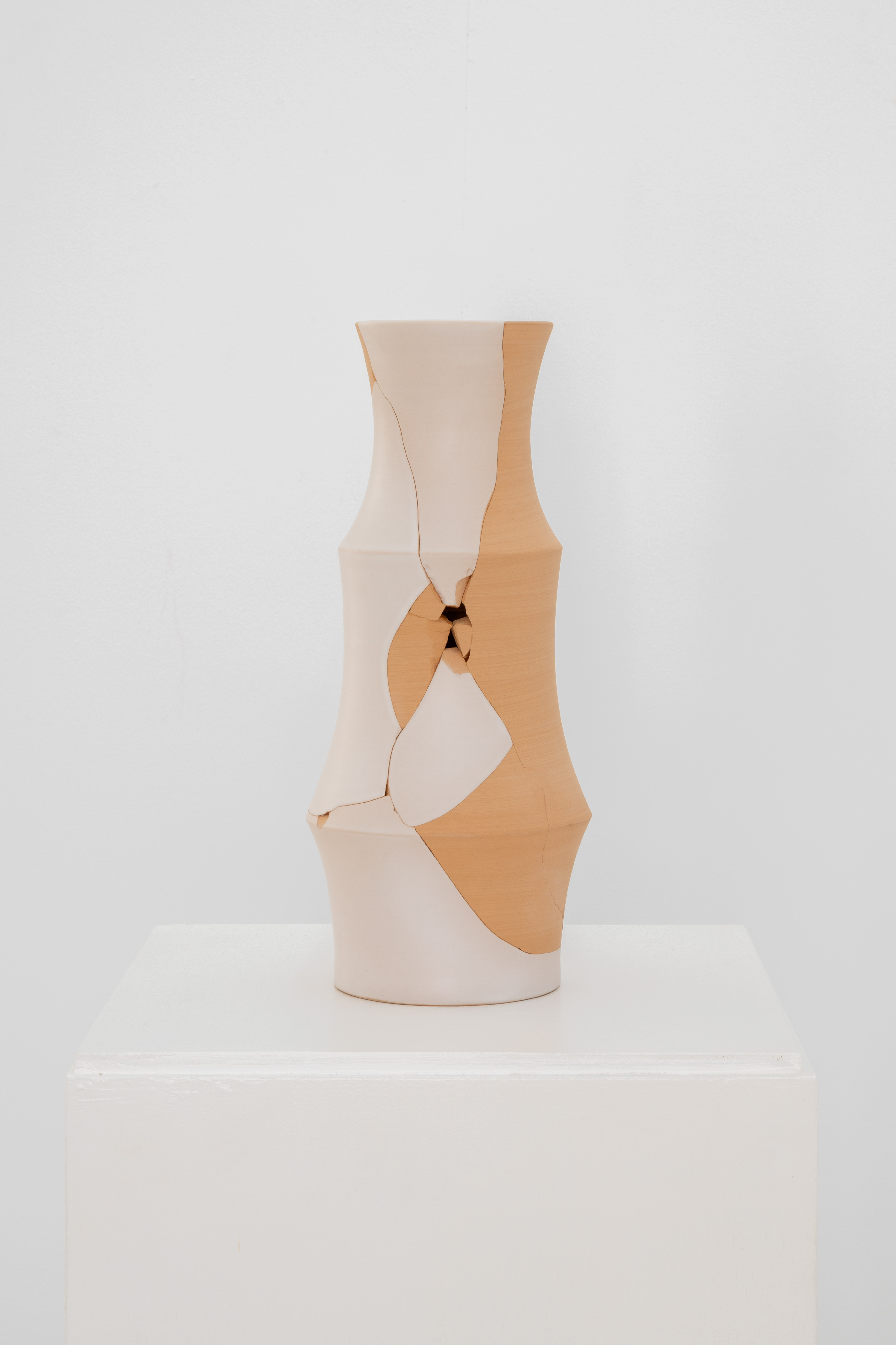 Parra & Romero, exhibition: GIUNTI (Juntas) (fig. 63)