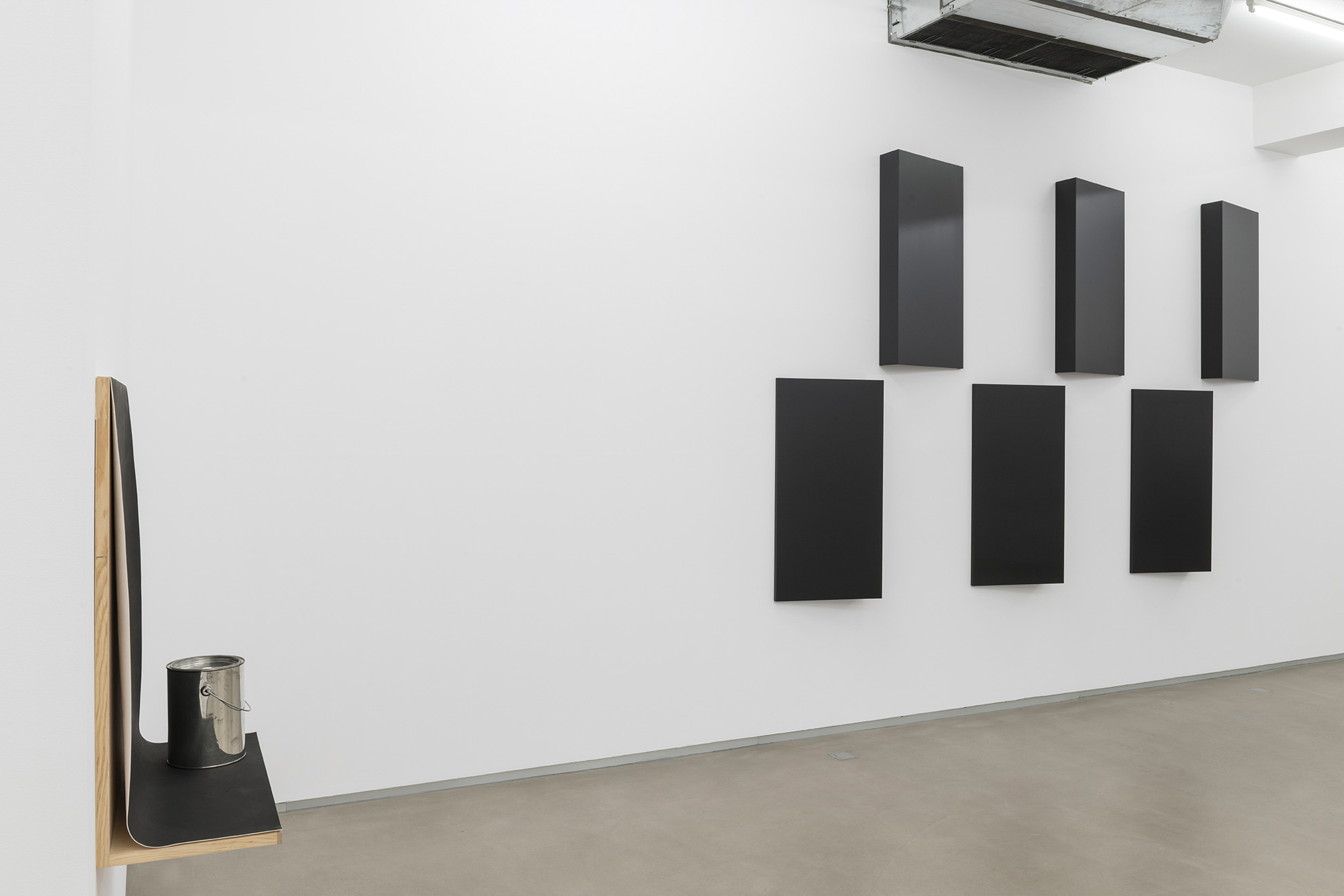 Parra & Romero, exhibition: Unfinished Installation (fig. 14)