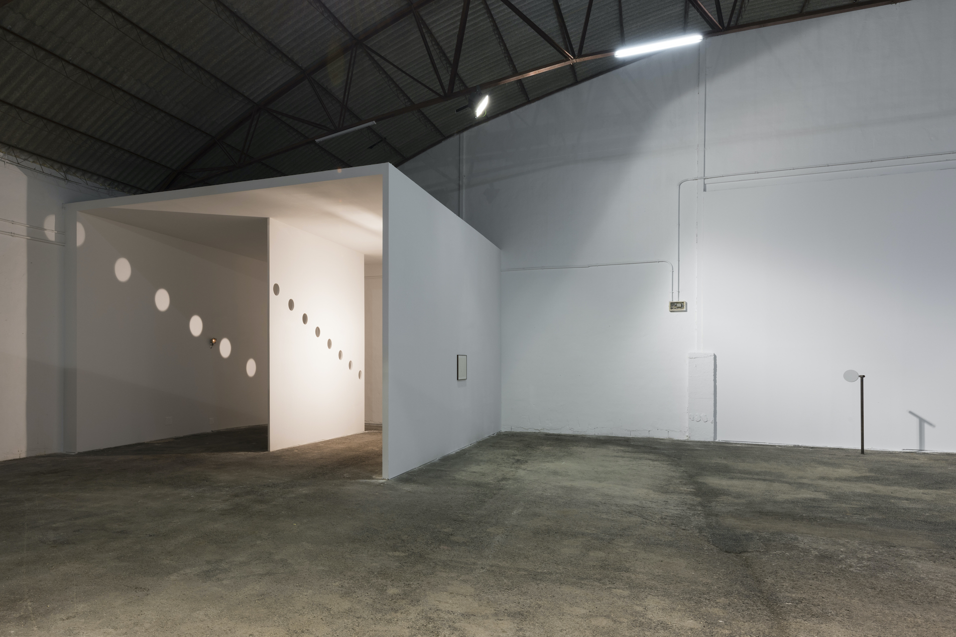 Parra & Romero, exhibition: Holes of Light (fig. 15)