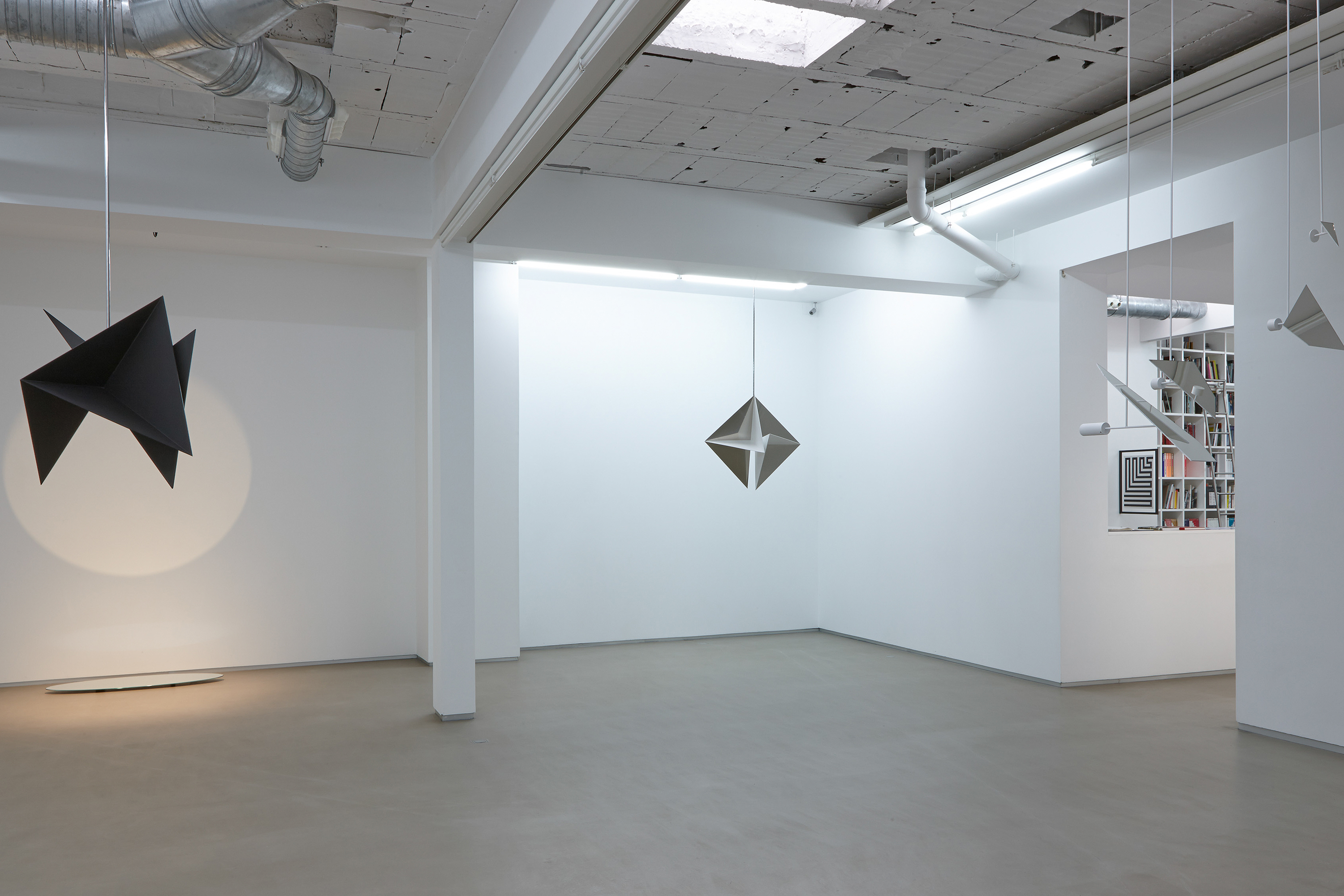 Parra & Romero, exhibition: Geometric exercises (fig. 9)