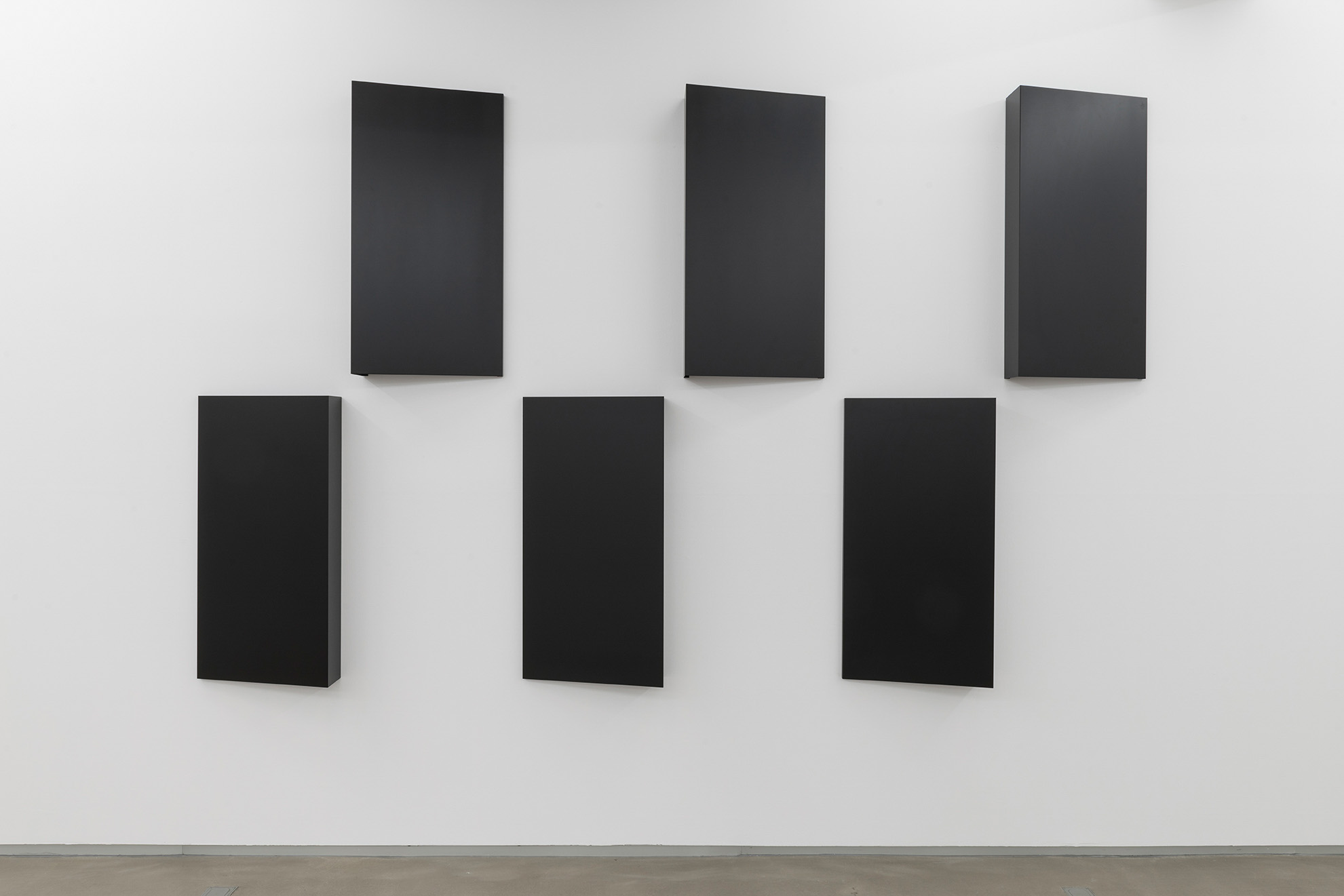 Parra & Romero, exhibition: Unfinished Installation (fig. 15)