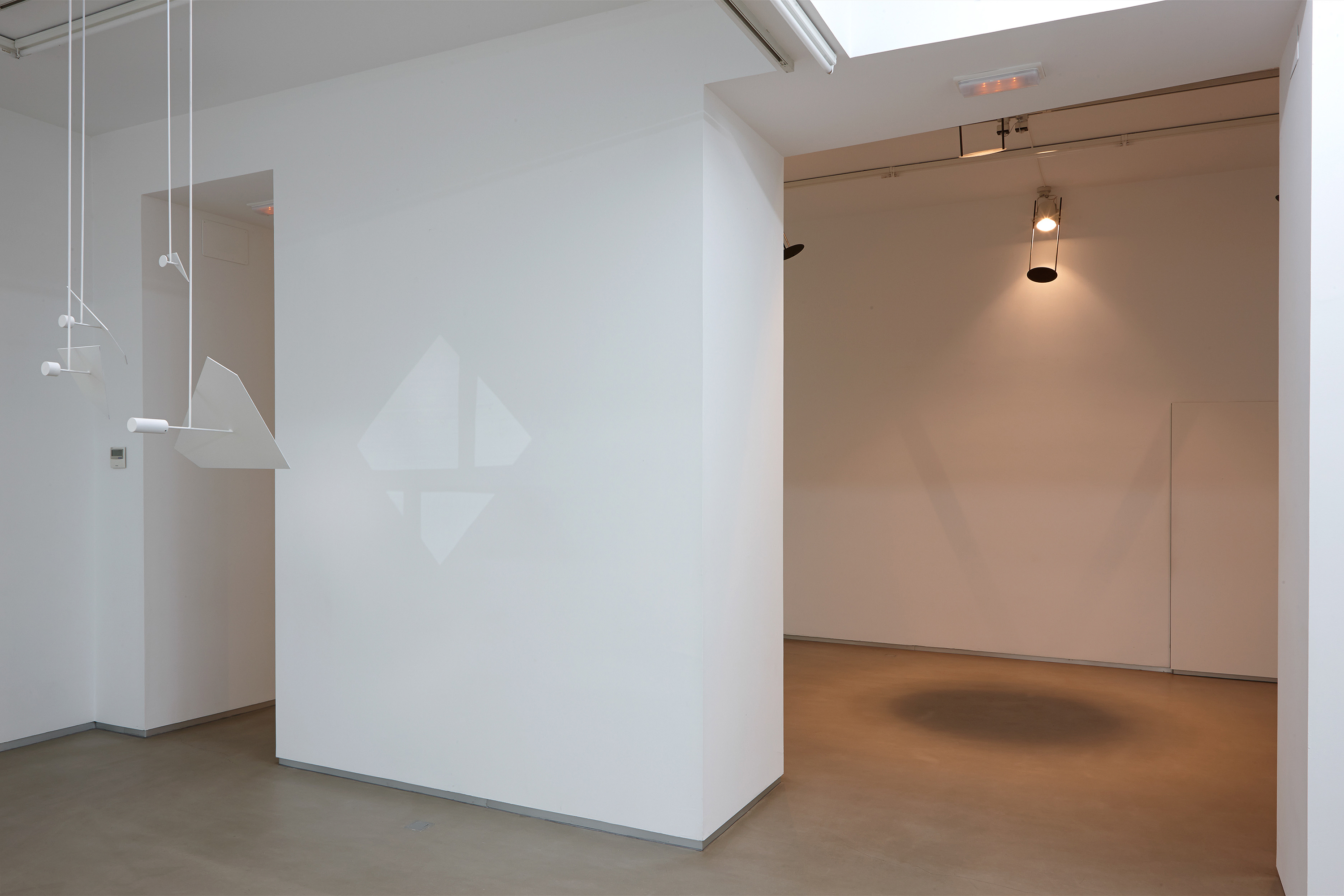 Parra & Romero, exhibition: Geometric exercises (fig. 4)
