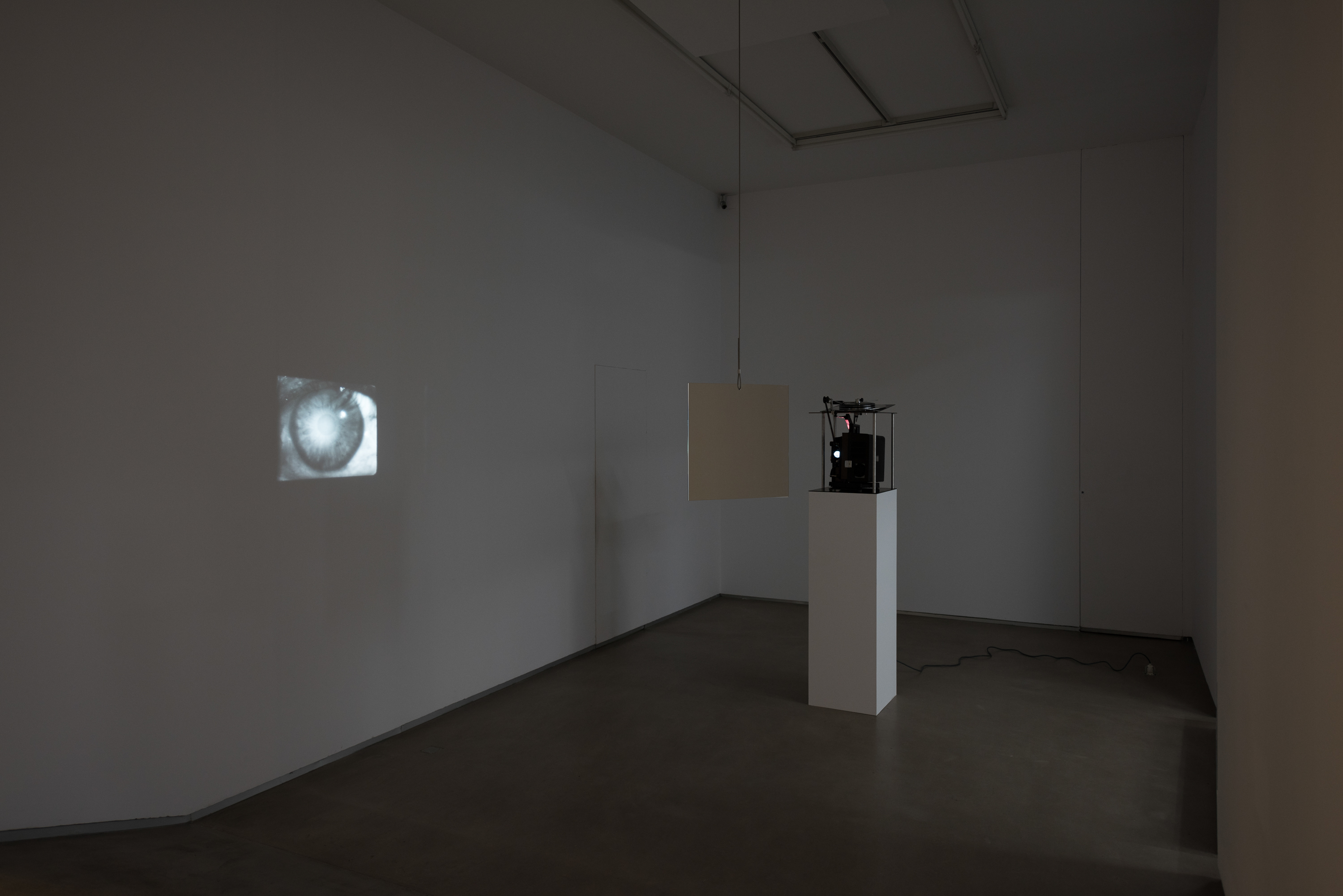 Parra & Romero, exhibition: Tenir pendant que le balancement se meurt (fig. 3)