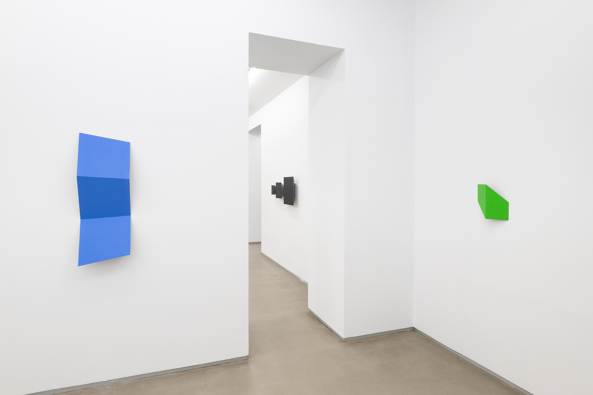 Parra & Romero, exhibition: MODO. To Found, to Cut, to Stack, to Fold and Other Possible Solutions to Alter a Form (fig. 9)