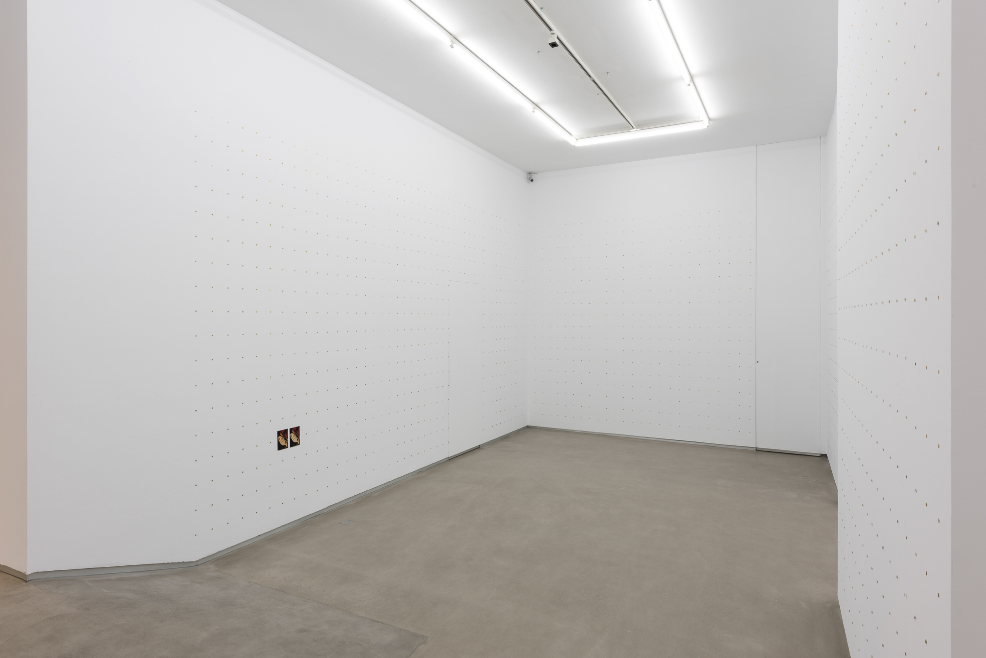 Parra & Romero, exhibition: 42 Días (fig. 1)